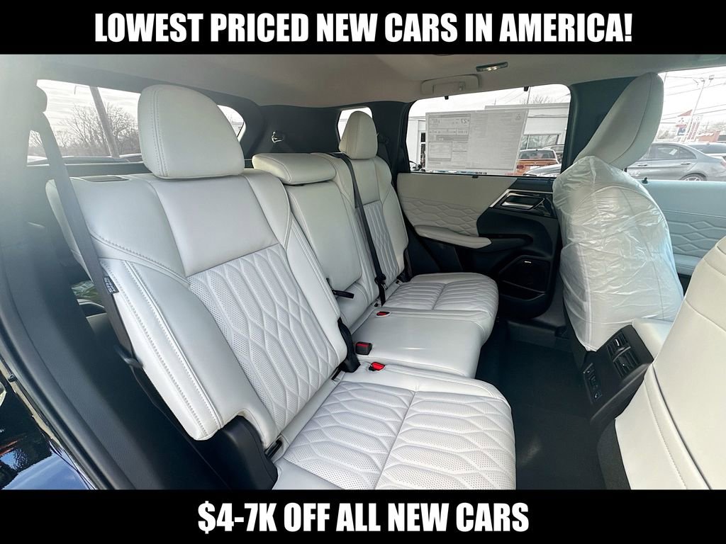 New 2026 Mitsubishi Outlander SEL image 33