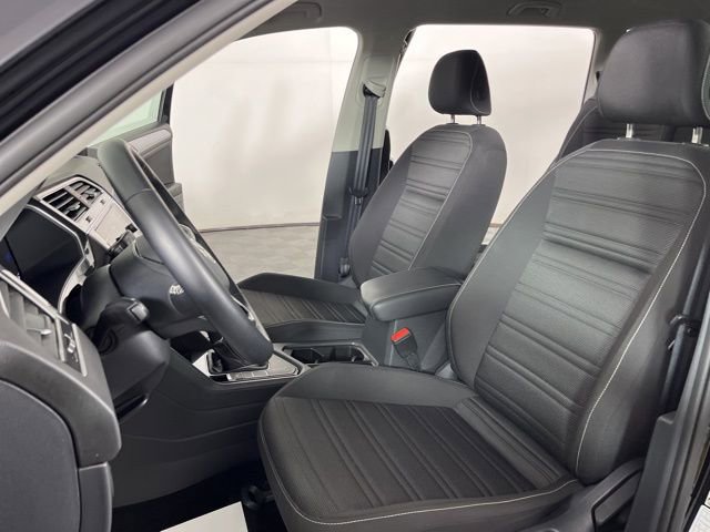 Used 2024 Volkswagen Tiguan S image 18