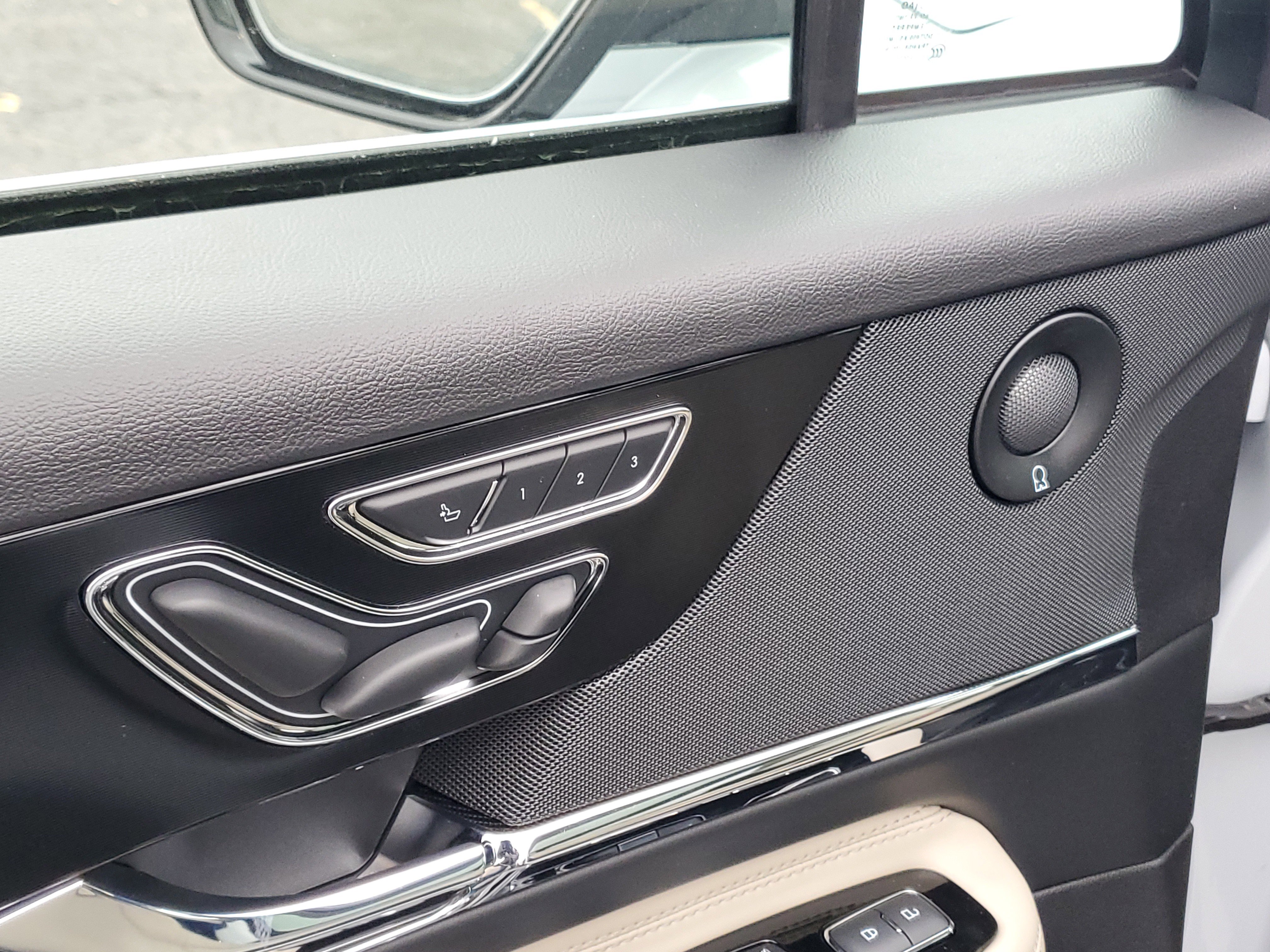 New 2026 Lincoln Corsair Grand Touring image 9