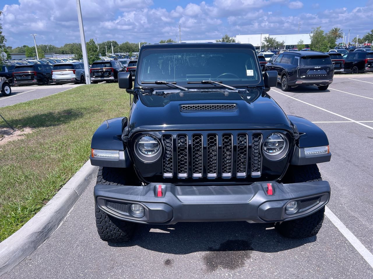 Used 2021 Jeep Gladiator Mojave AWD/4WD image 8