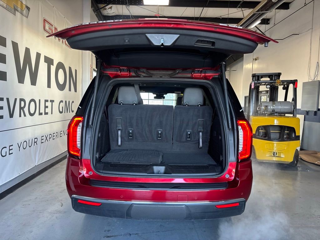 Used 2024 GMC Yukon SLT image 33