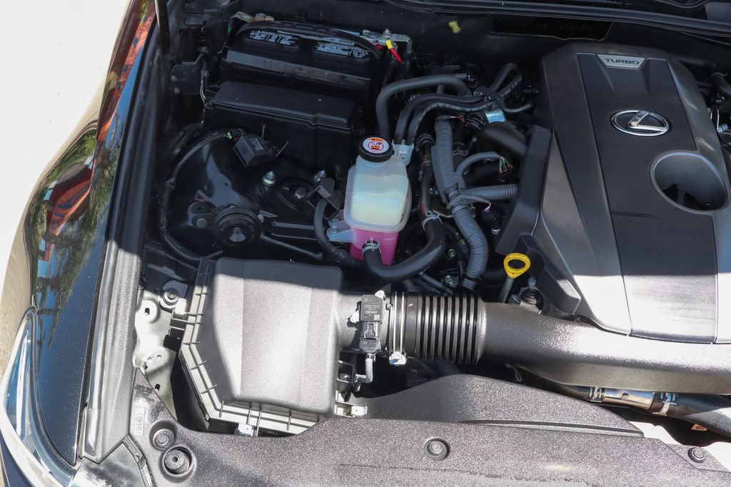 Used 2019 Lexus IS 300 F Sport w/ F Sport Package RWD image 12