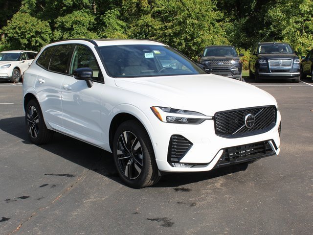 New 2026 Volvo XC60 B5 Plus w/ Climate Package