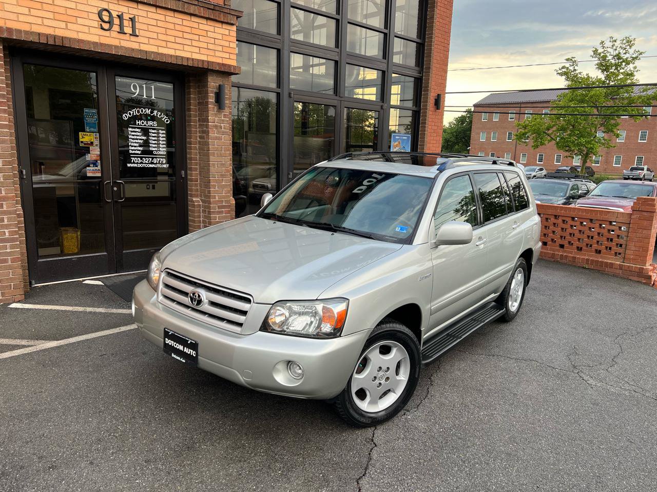 Used 2004 Toyota Highlander 4WD V6