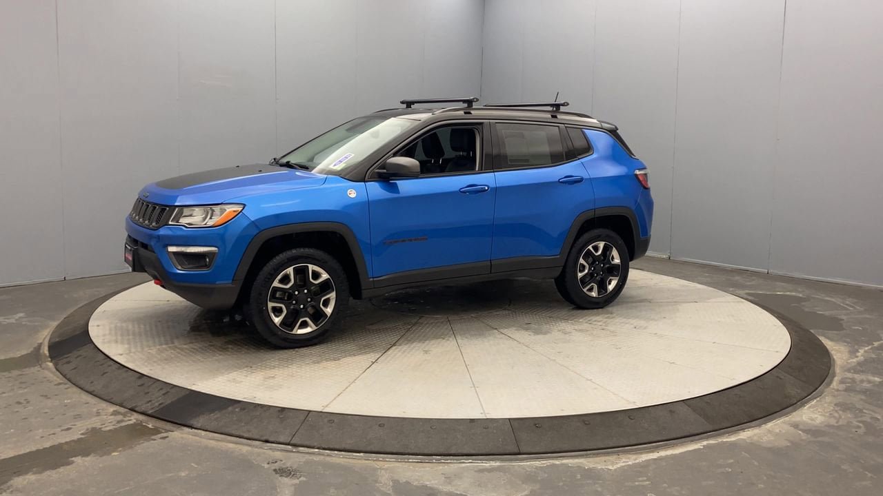 Used 2018 Jeep Compass Trailhawk w/ Cold Weather Group AWD/4WD image 9