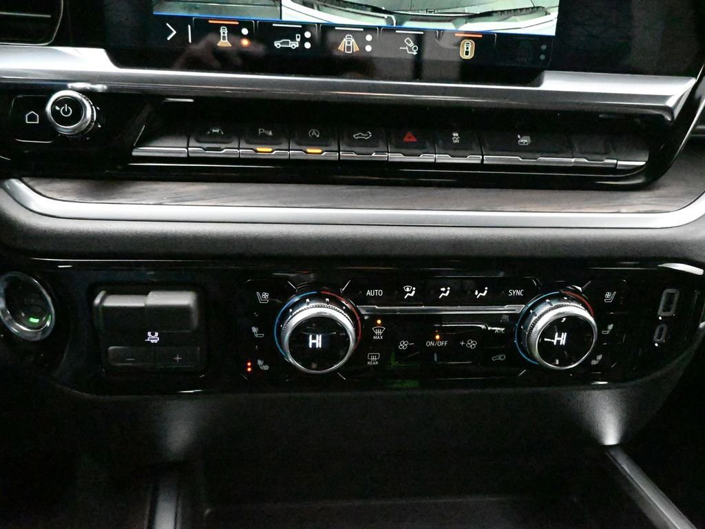 New 2026 GMC Sierra 1500 SLT w/ SLT Premium Plus Package image 17