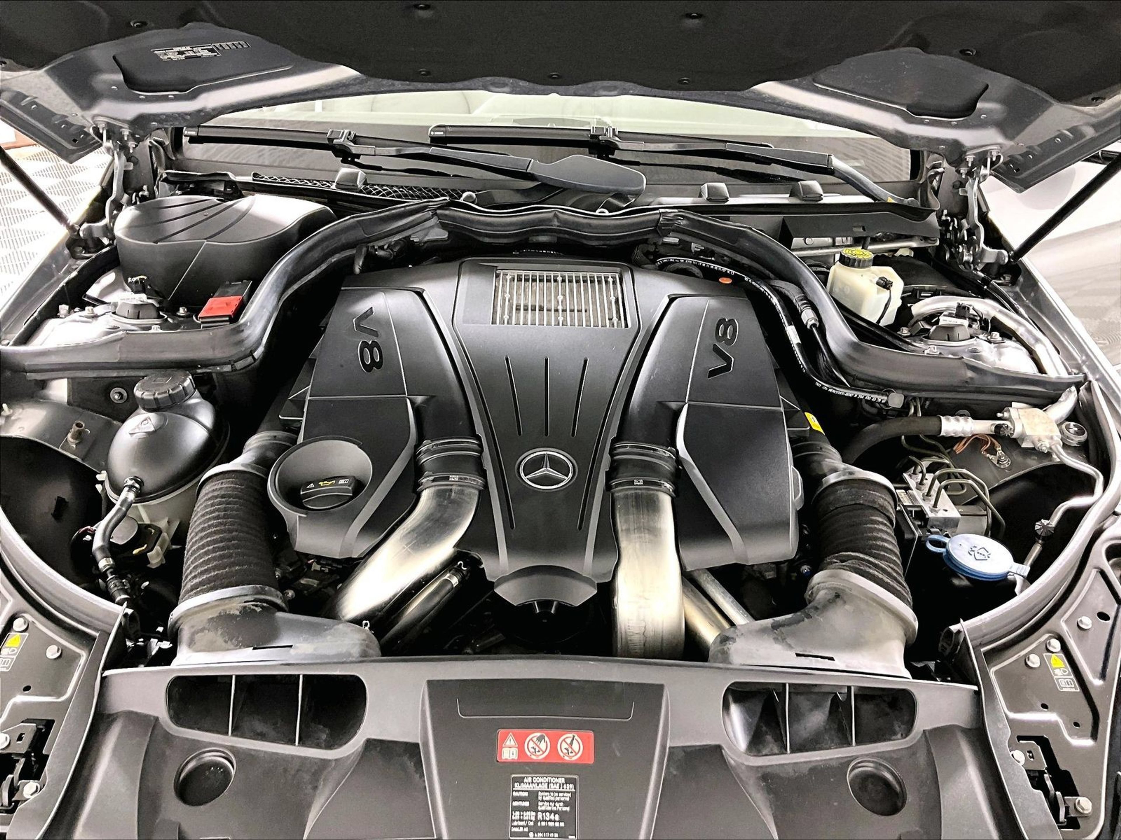 Used 2012 Mercedes-Benz E 550 Cabriolet image 25