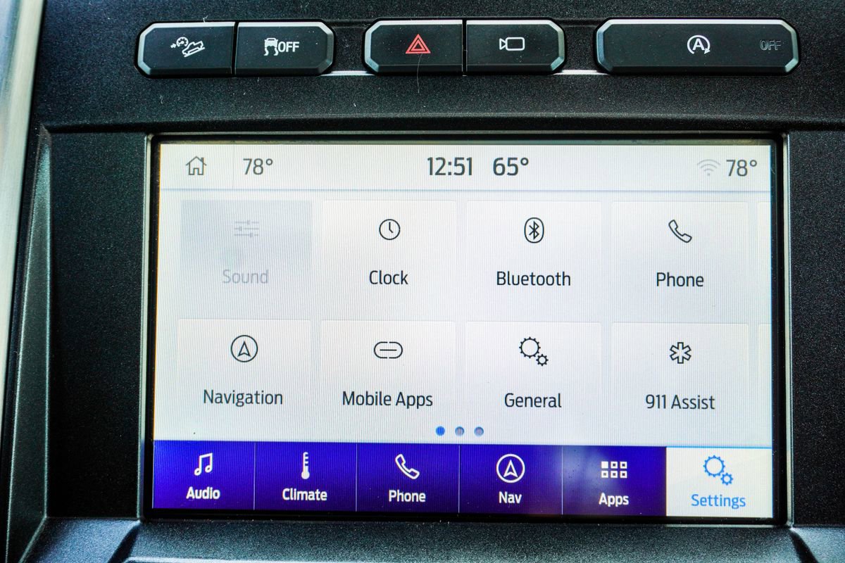 Used 2019 Ford F150 Platinum w/ Equipment Group 701A Luxury image 25