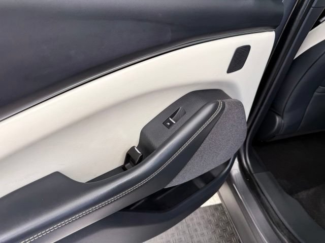 Used 2023 Ford Mustang Mach-E Premium RWD image 19