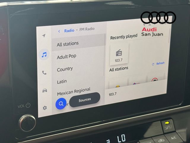 Used 2025 Toyota Camry SE image 18