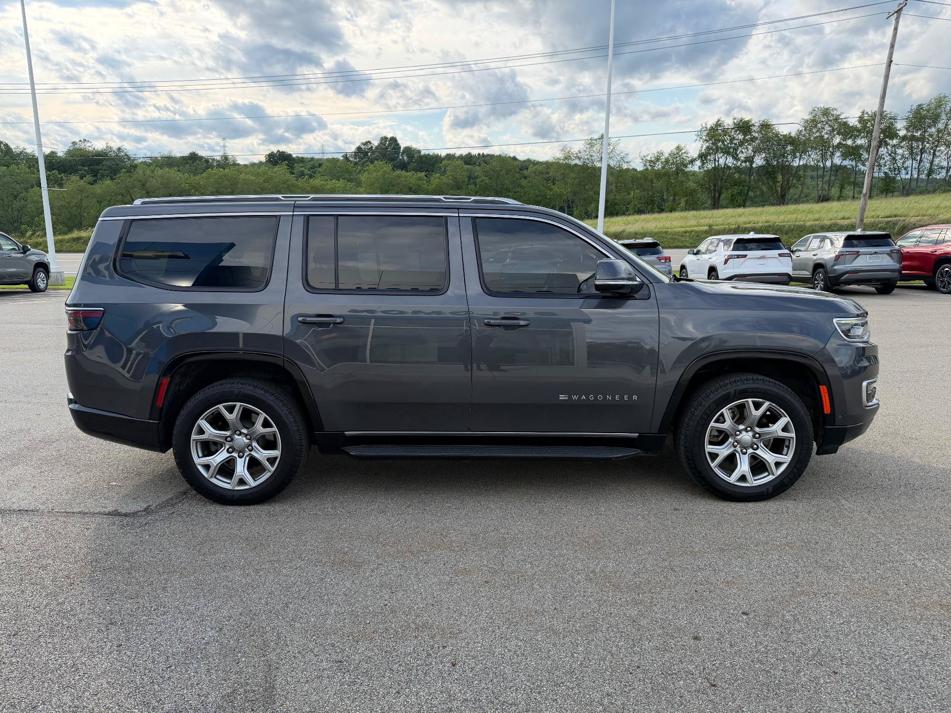Used 2022 Jeep Wagoneer Series II AWD/4WD image 7