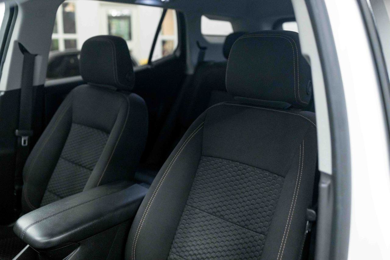 Used 2019 GMC Terrain SLE w/ Driver Convenience Package AWD/4WD image 37