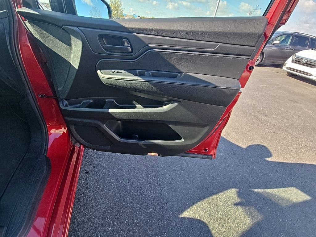 Certified 2025 Honda Odyssey Sport-L image 34