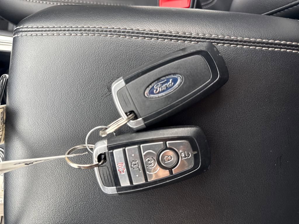 Used 2023 Ford Explorer XLT w/ Equipment Group 202A image 42