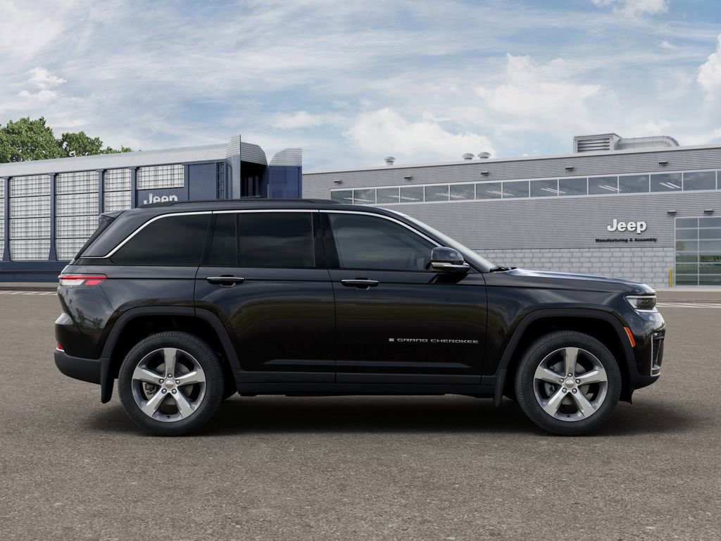 New 2026 Jeep Grand Cherokee Limited w/ Luxury Tech Group II AWD/4WD image 21