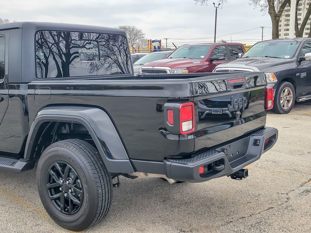 Used 2023 Jeep Gladiator Sport image 6