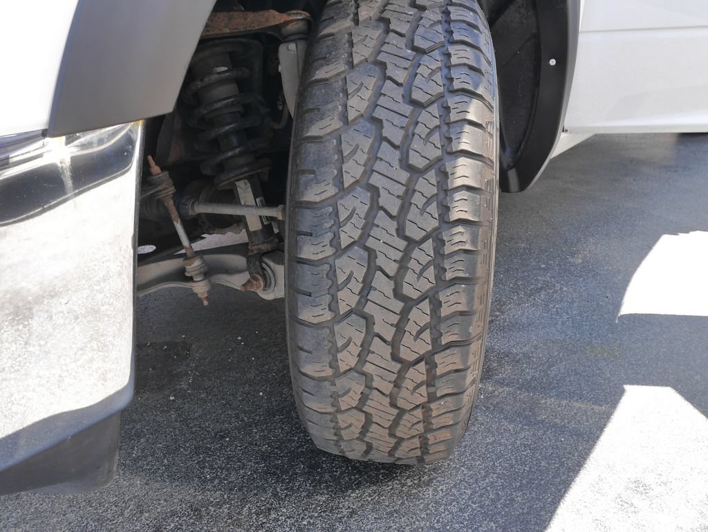 Used 2019 RAM 1500 Classic SLT w/ Protection Group AWD/4WD image 27