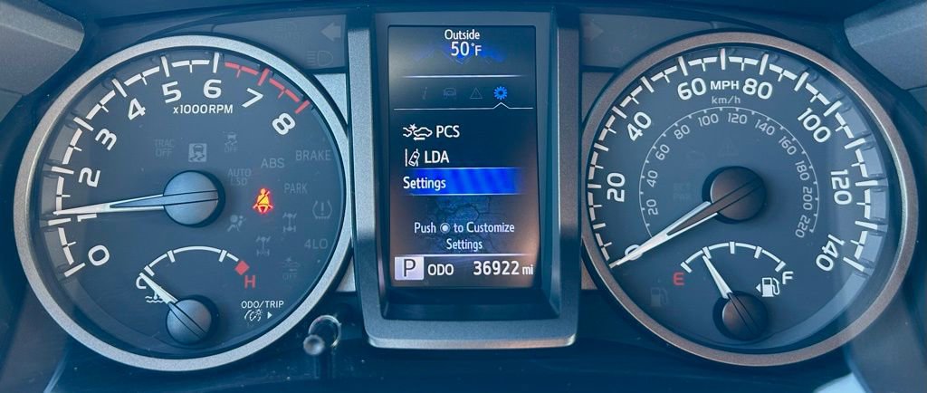 Certified 2022 Toyota Tacoma TRD Sport w/ Black Out Package (TMS) AWD/4WD image 18