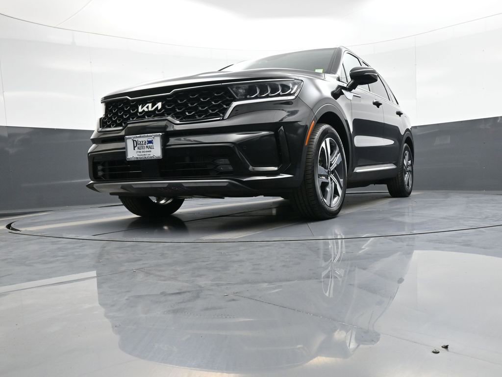 Certified 2023 Kia Sorento EX image 28