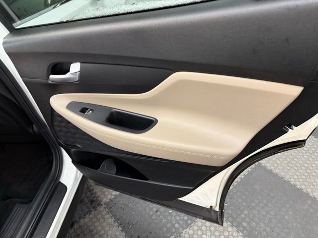 Used 2023 Hyundai Santa Fe SEL image 39