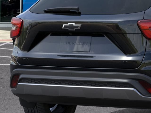 New 2026 Chevrolet Trax LT w/ Driver Confidence Package FWD image 14