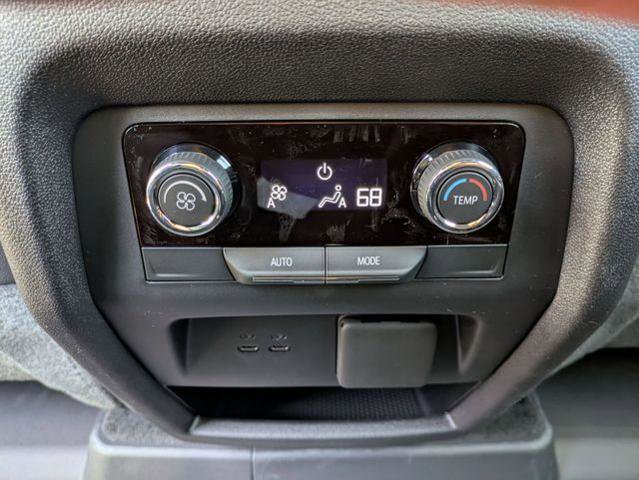 New 2026 Chevrolet Traverse LT w/ Sun and Wheel Package FWD image 25