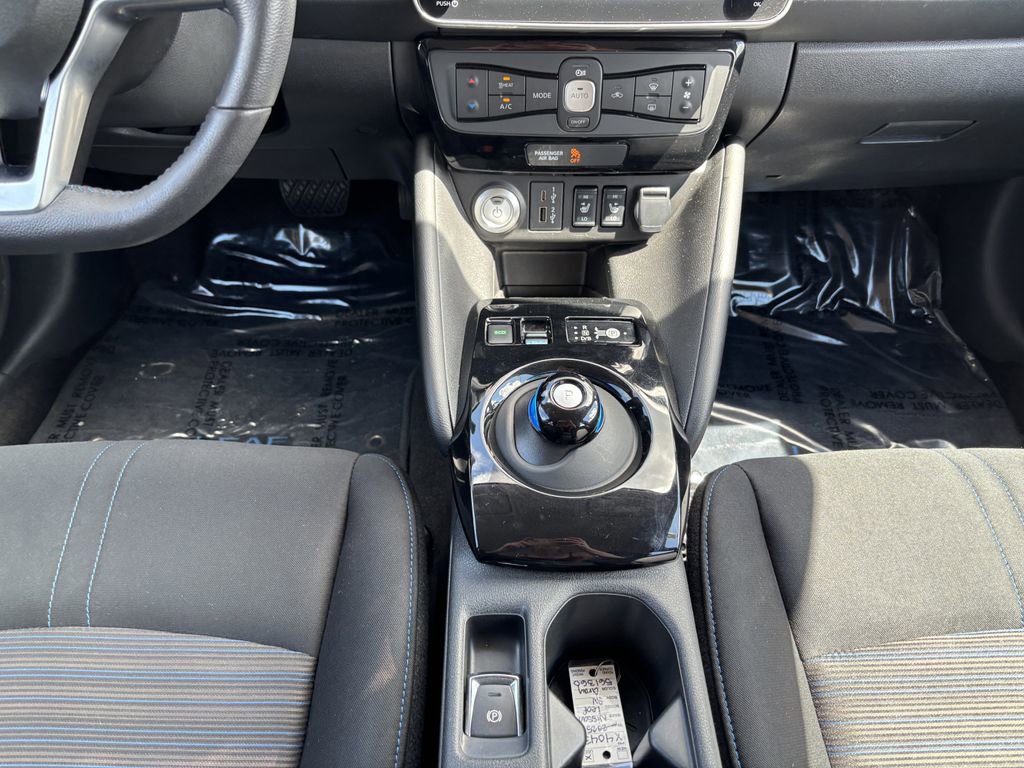 Used 2025 Nissan Leaf SV Plus FWD image 19