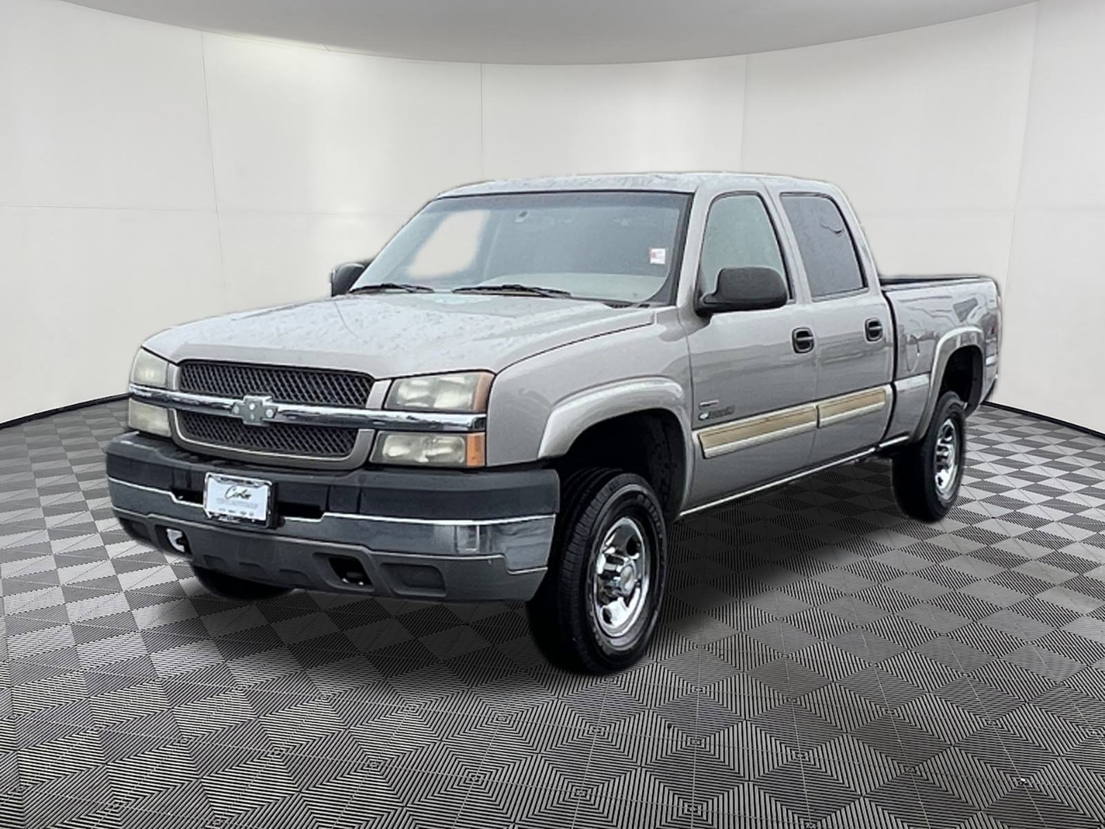 Used 2003 Chevrolet Silverado 2500 LS w/ Skid Plate Package image 3