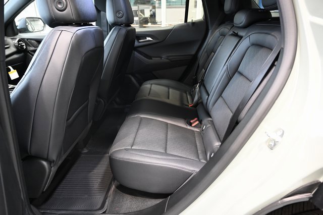 New 2026 Chevrolet Equinox LT w/ Convenience Package II image 11