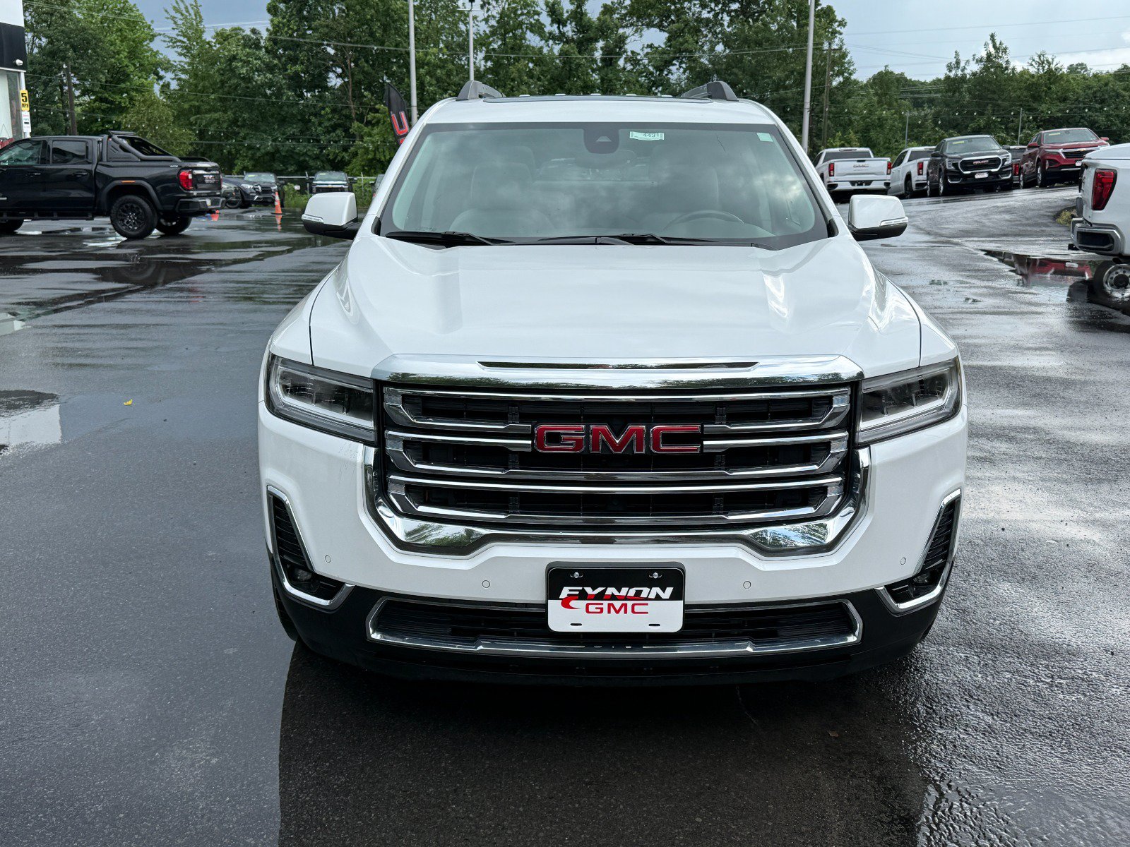 Used 2023 GMC Acadia SLT w/ Preferred Package AWD/4WD image 8