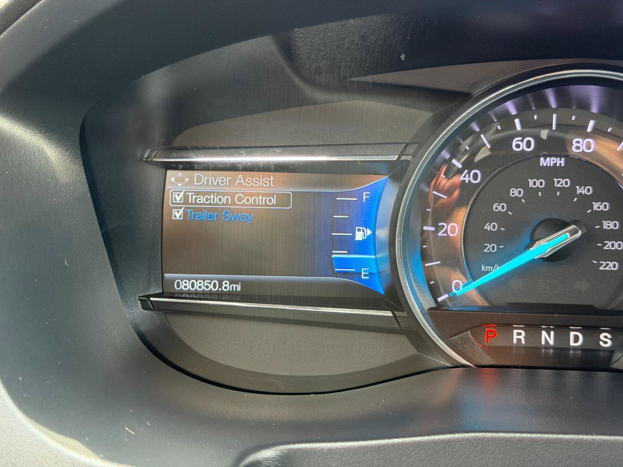 Used 2018 Ford Explorer XLT w/ Equipment Group 202A AWD/4WD image 75