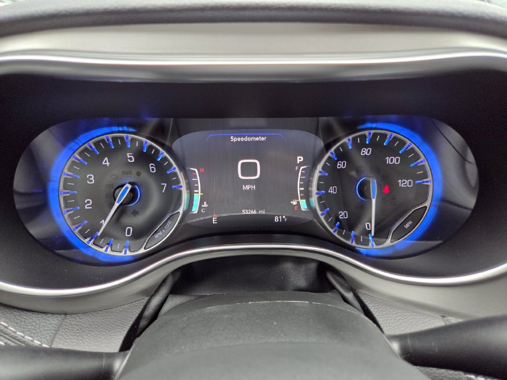Used 2023 Chrysler Pacifica Limited w/ S Appearance Package AWD/4WD image 38