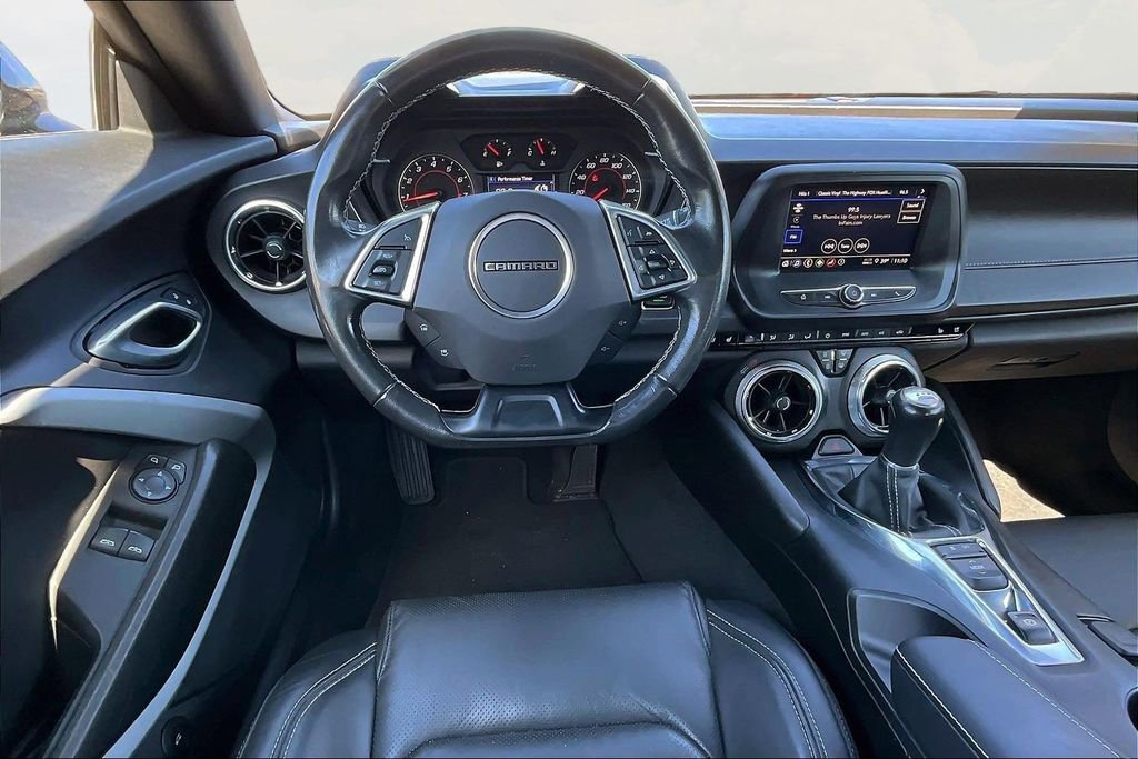 Used 2022 Chevrolet Camaro LT RWD image 10