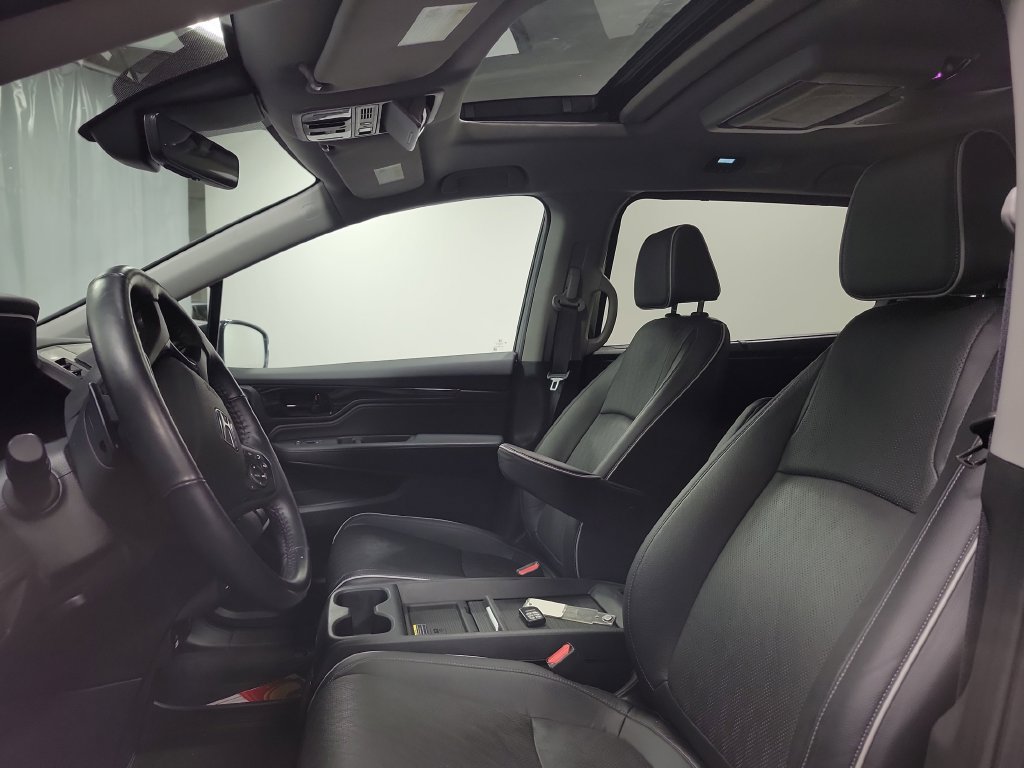 Used 2023 Honda Odyssey Elite image 15