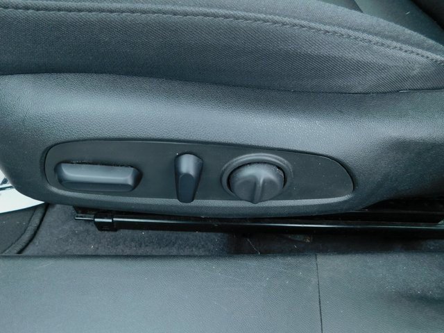 Used 2023 Chevrolet Malibu LT image 23