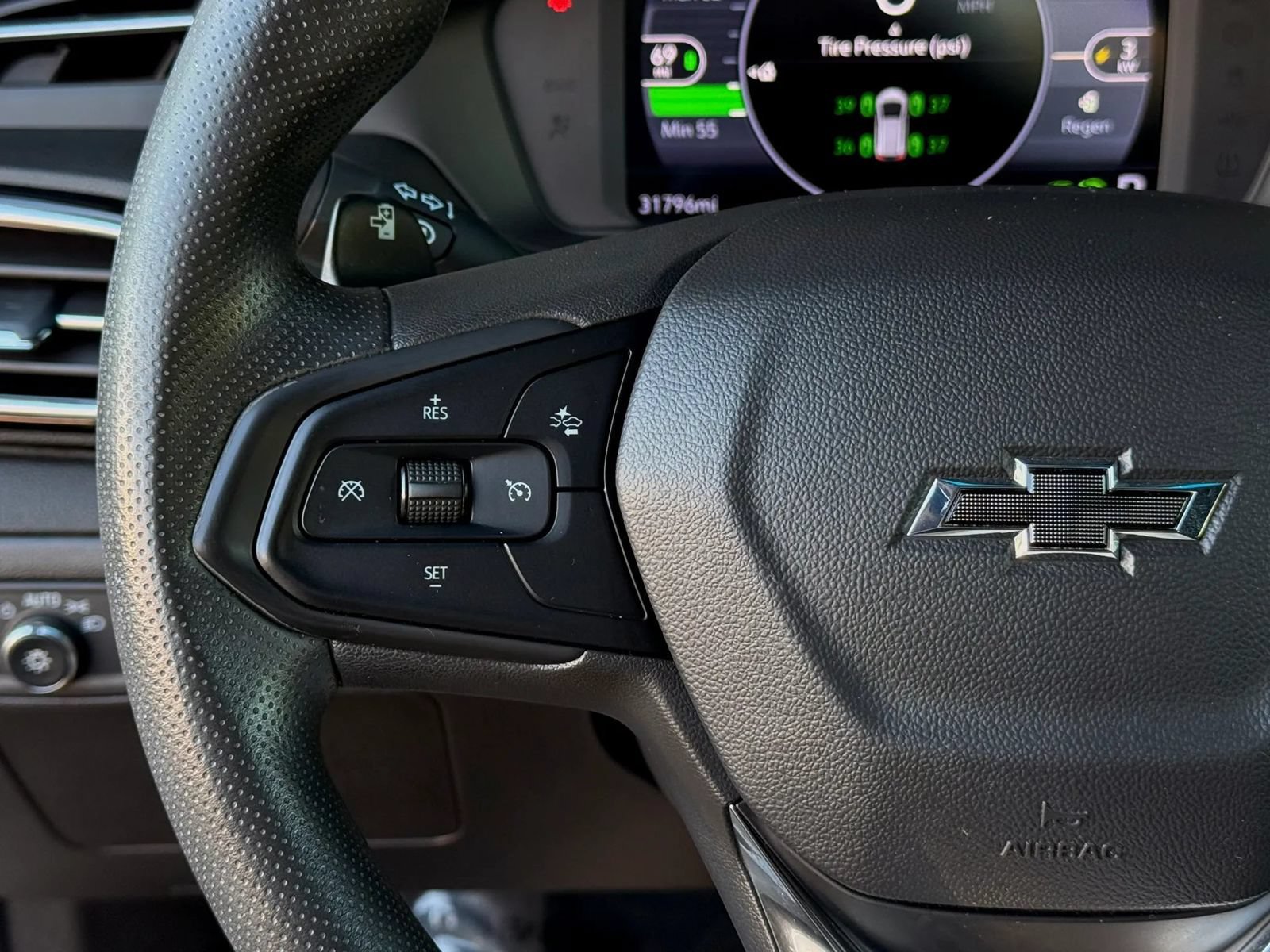 Used 2023 Chevrolet Bolt LT w/ Driver Confidence Package FWD image 15