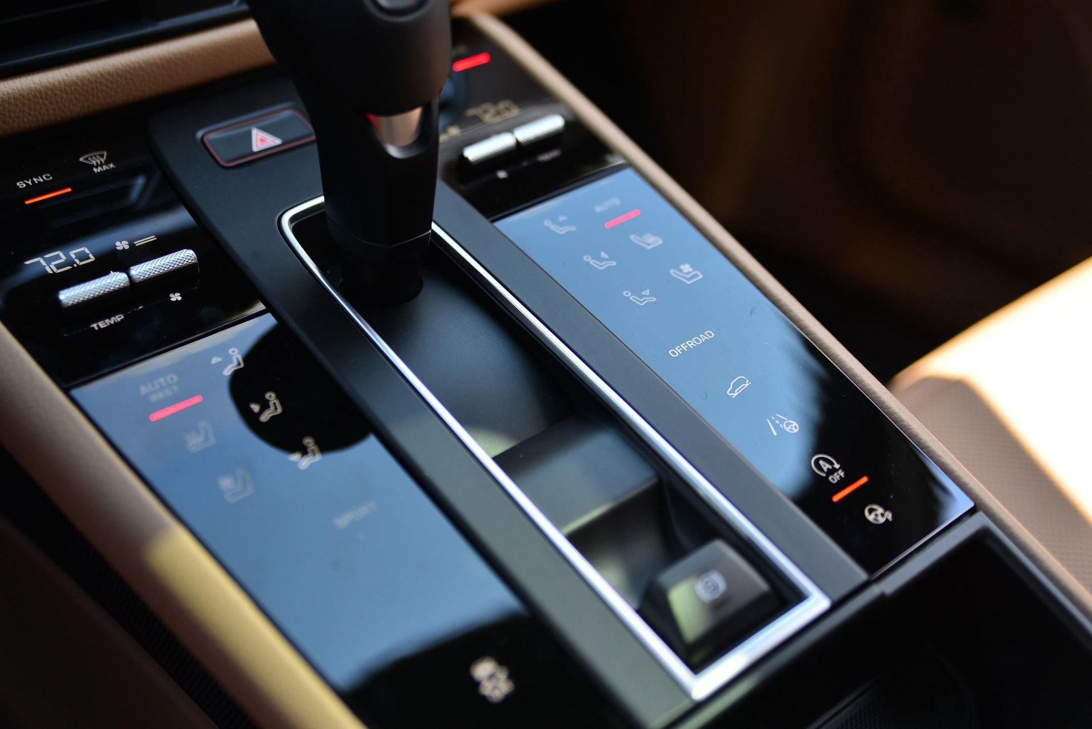 Used 2025 Porsche Macan image 20