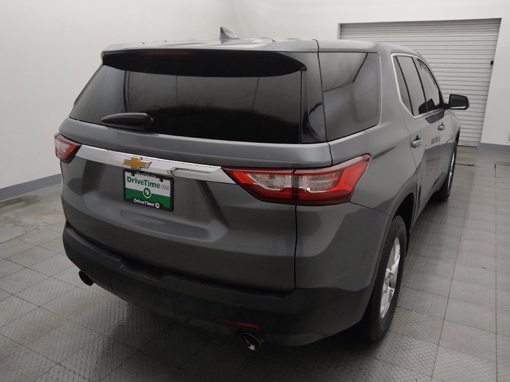 Used 2021 Chevrolet Traverse LS FWD image 7