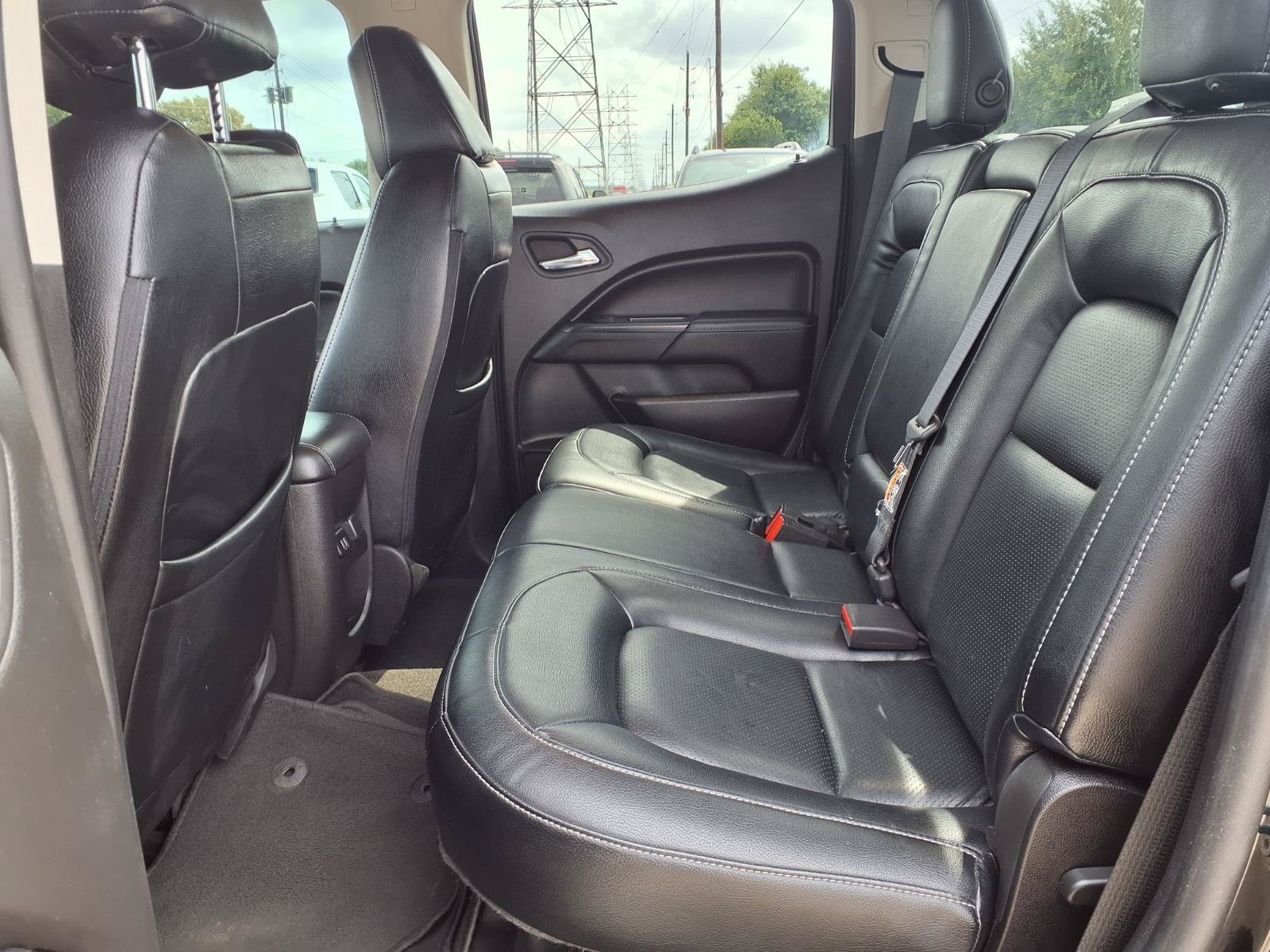 Used 2015 GMC Canyon SLE RWD image 18
