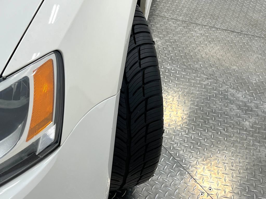 Used 2011 Volkswagen Jetta SEL image 35