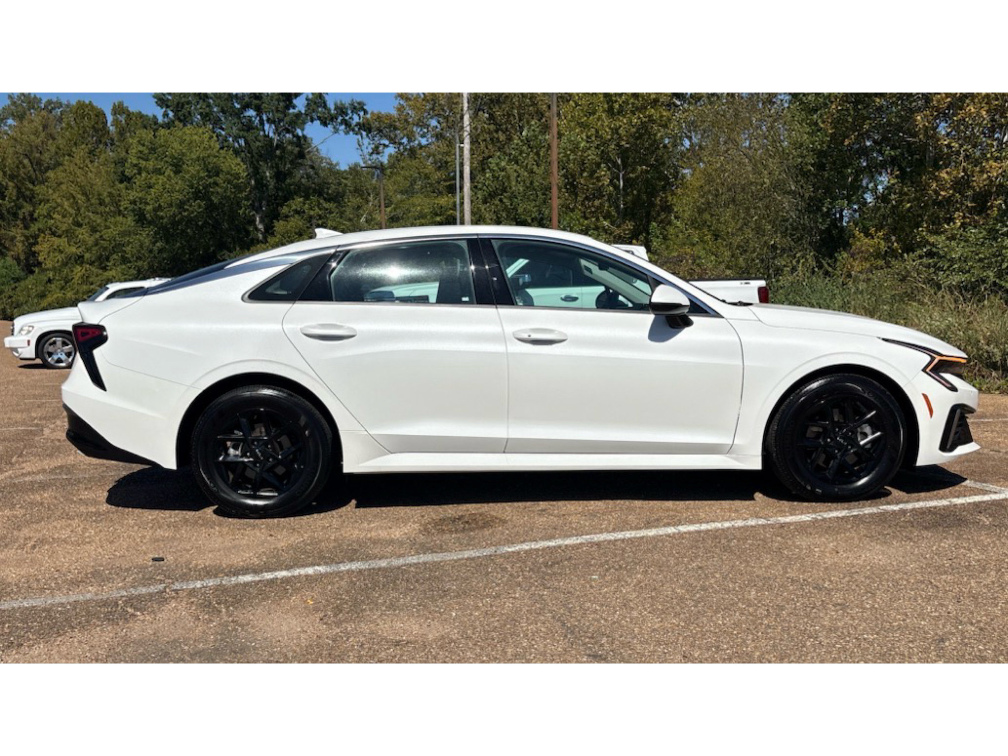 Used 2025 Kia K5 LXS FWD image 3