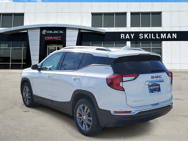 Used 2024 GMC Terrain SLT FWD image 4