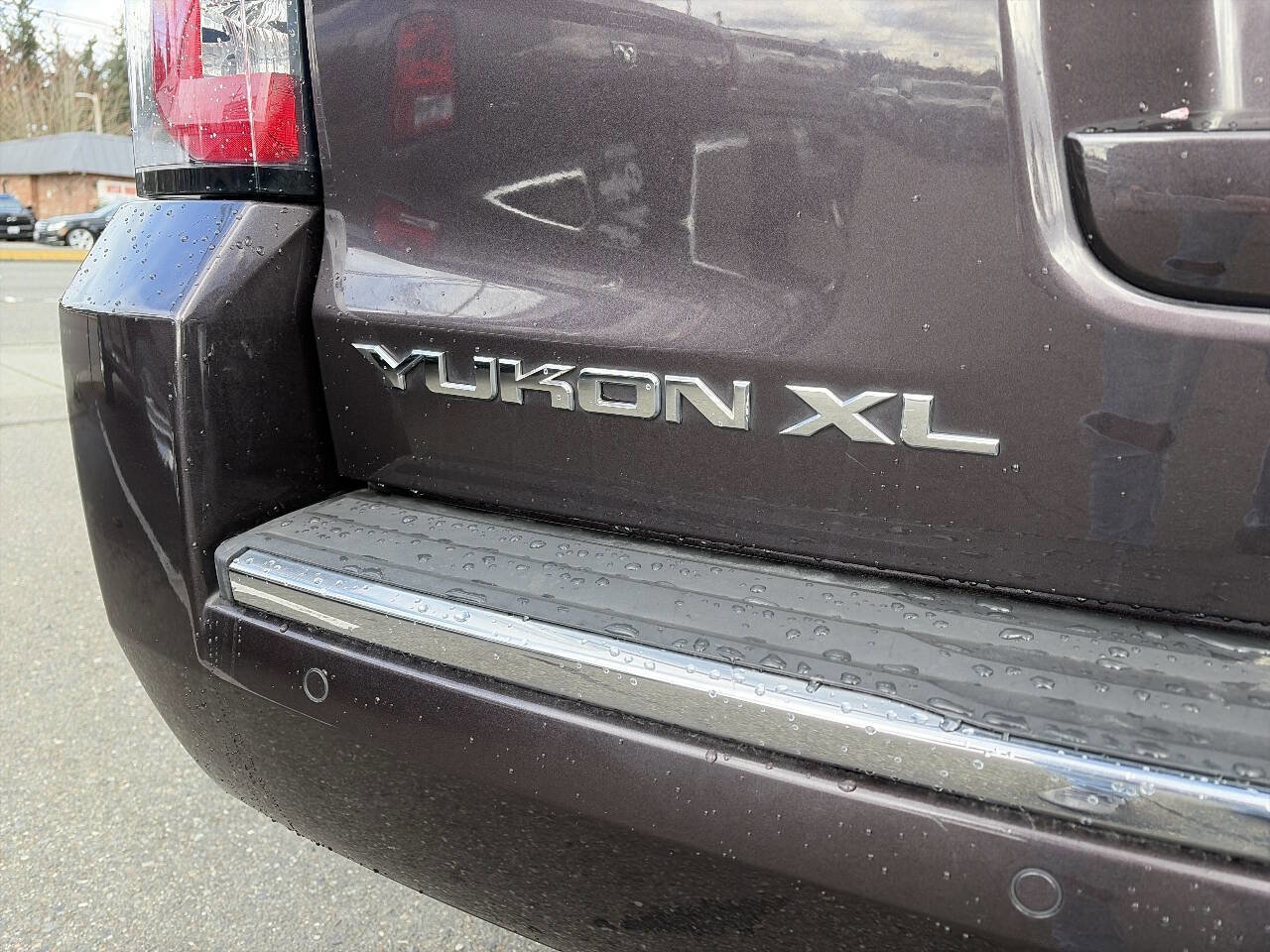 Used 2015 GMC Yukon XL Denali w/ Premium Package image 7