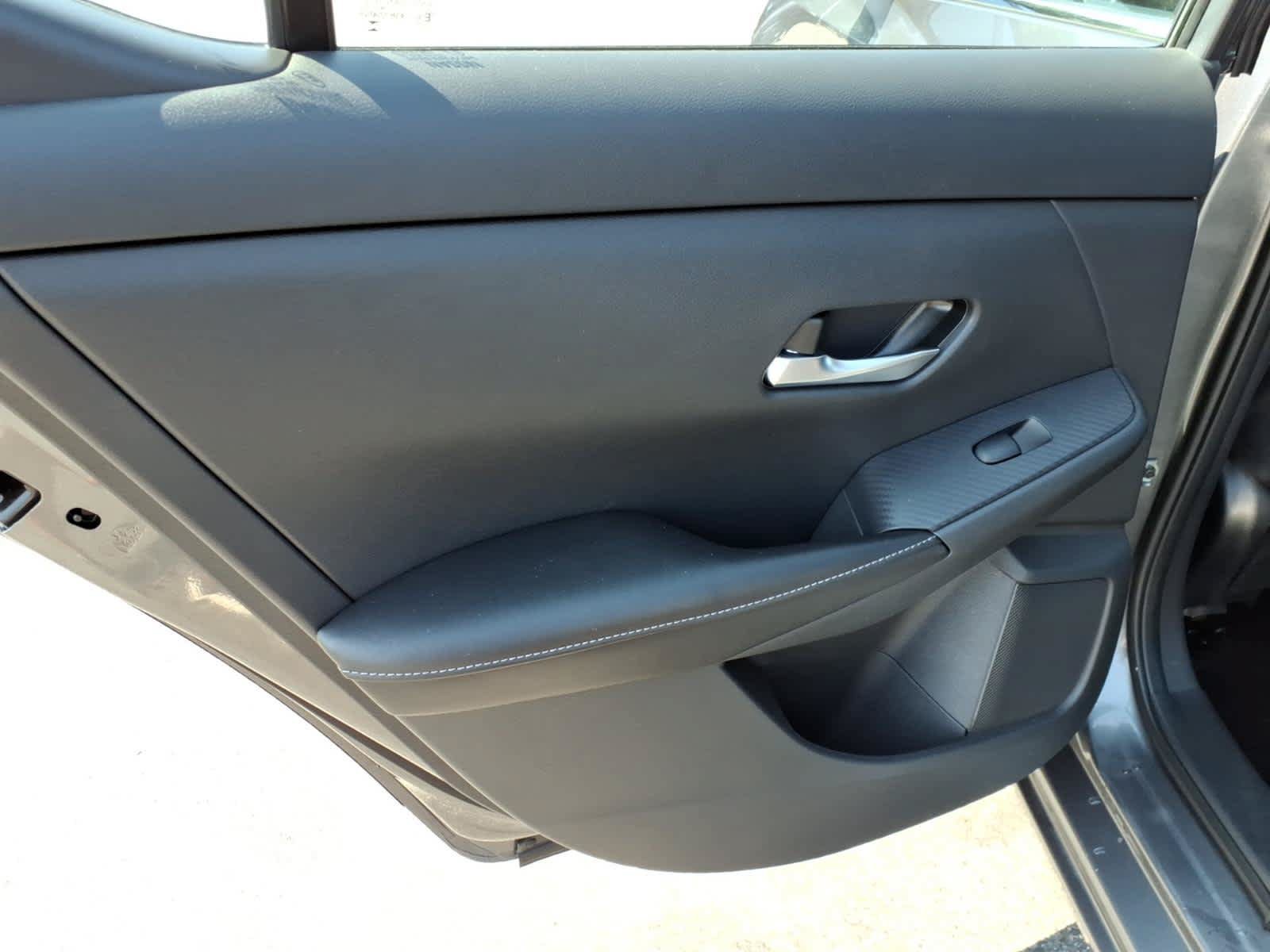 Certified 2023 Nissan Sentra SV FWD image 12
