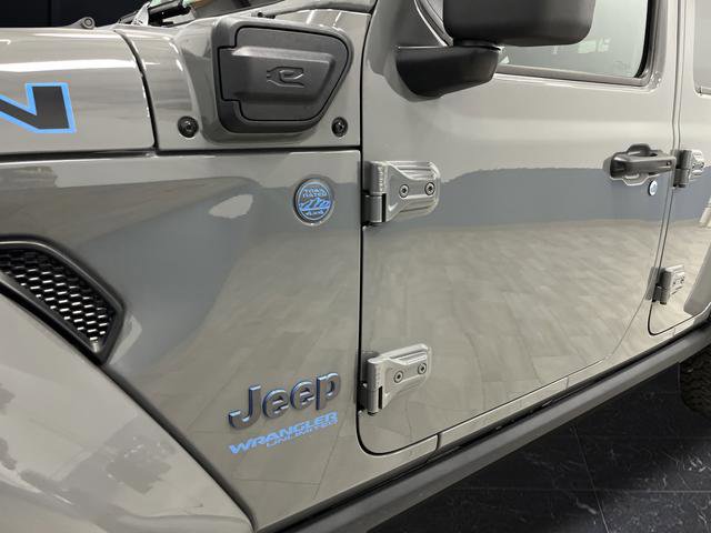 Used 2022 Jeep Wrangler Unlimited Rubicon 4xe w/ Steel Bumper Group image 35