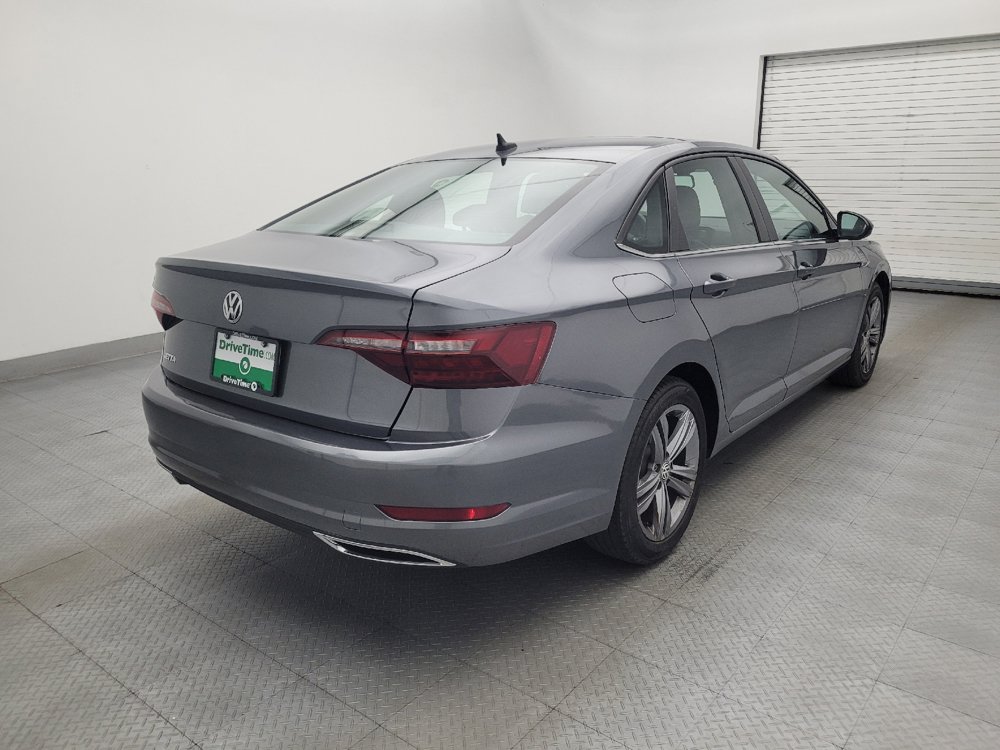 Used 2020 Volkswagen Jetta R-Line w/ R-Line Cold Weather Package FWD image 9