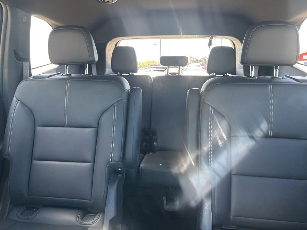 Used 2024 GMC Acadia Elevation AWD/4WD image 24