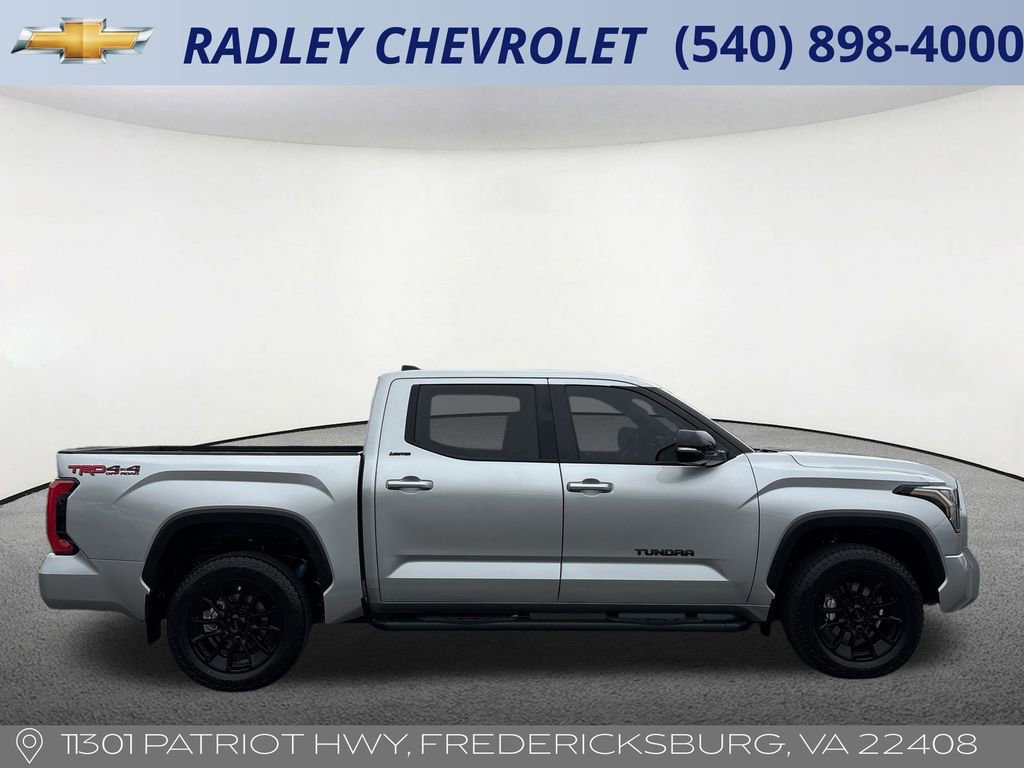 Used 2025 Toyota Tundra Limited w/ TRD Off-Road Package AWD/4WD image 31