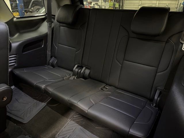 Used 2018 Chevrolet Tahoe Premier AWD/4WD image 28