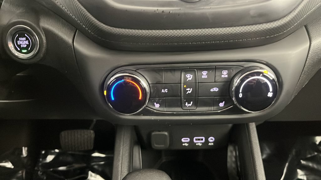 Used 2023 Chevrolet TrailBlazer LT AWD/4WD image 34